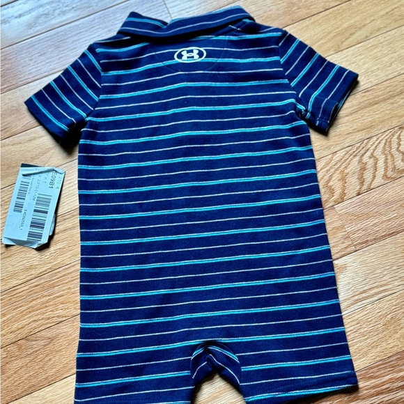 Under Armour Infant Stripe Polo Shortall - Picture 6 of 7